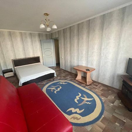 1-Комнатная Квартира В Центре! Petropavlovsk Buitenkant foto